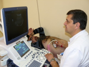 Д-р Румен Христов вече преглежда пациенти с новата апаратура