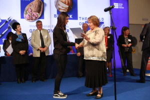 Наградата получи Женя Иванова, представител на месокомбинат „Бурденис 93”.