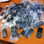 Спипаха 29-годишен с контрабандни мобилни телефони