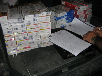 690 кутии цигари задържаха служители на Митница Свиленград в района на Любимец