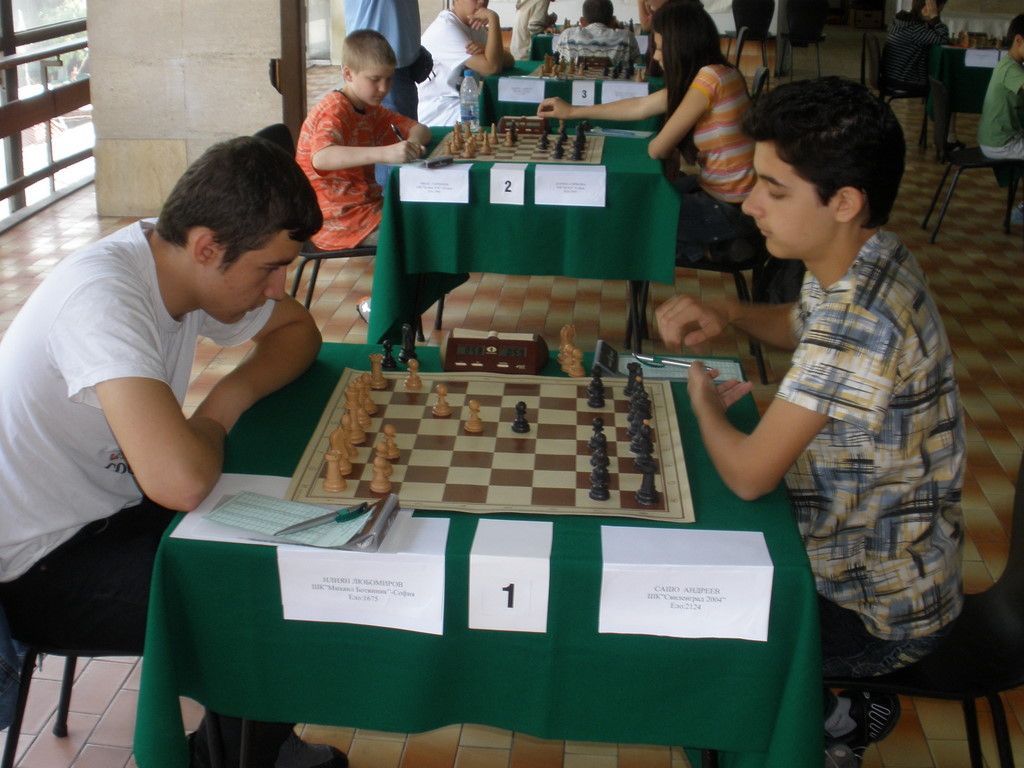 Съдът насрочи отчетно-изборно събрание на шахматния клуб