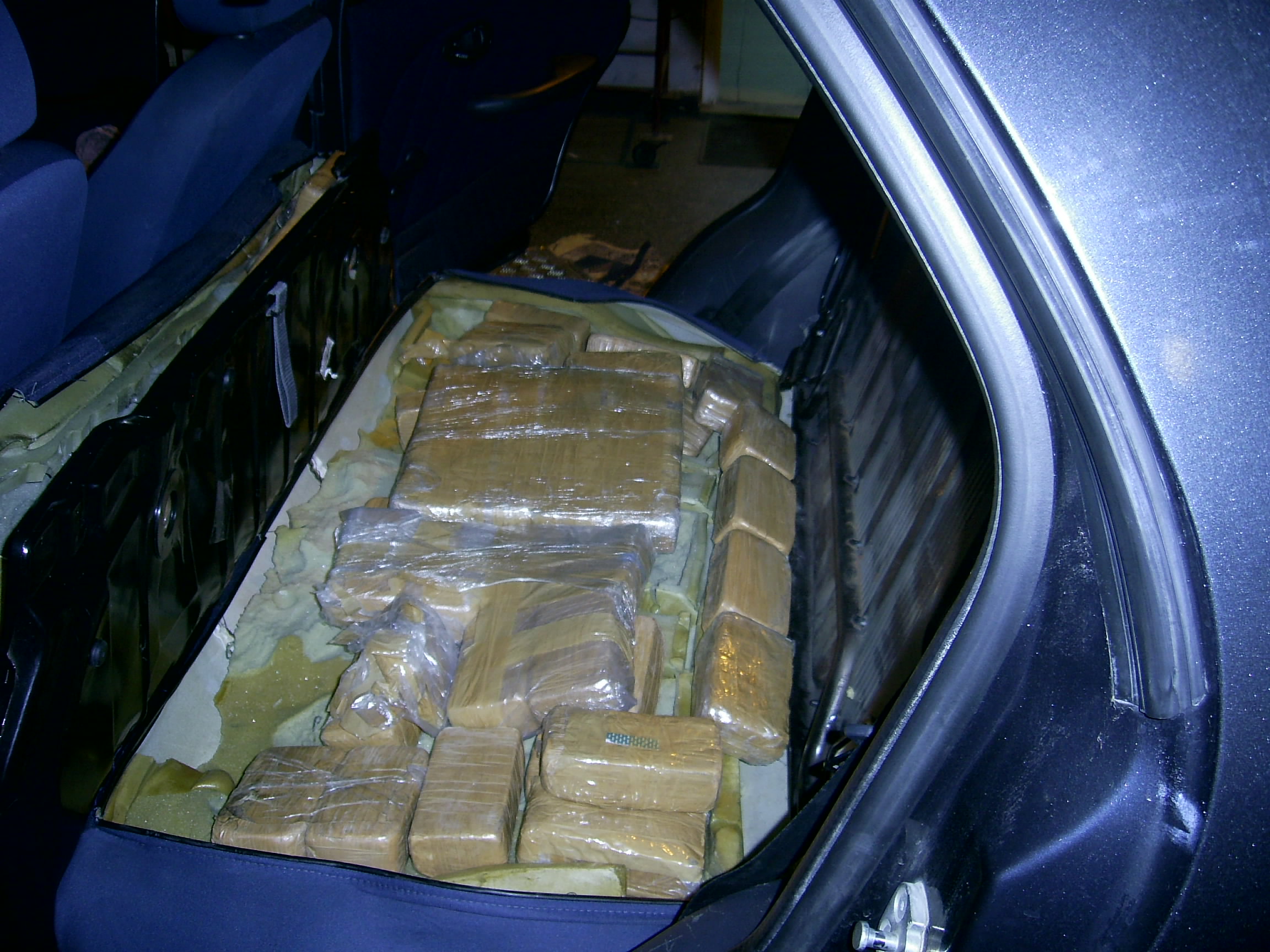 Митничари на „Капитан Андреево“ задържаха повече от 10 кг хероин
