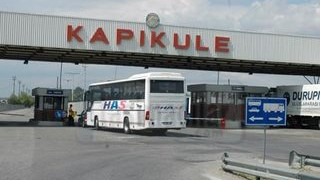 100 бежанци затвориха ГКПП „Капитан Андреево” за два часа