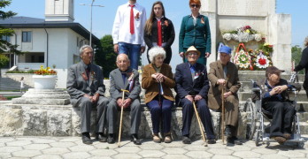 Общината даде празничен обяд за ветераните от войната
