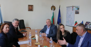 Кметът на Любимец Анастас Анастасов посрещна гости от община Люлебургас
