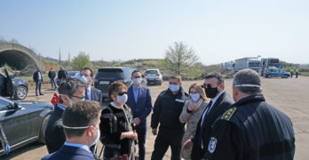 Турският посланик в България посети временния паркинг на летище „Узунджово“