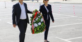 С венци и цветя Свиленград отбеляза 112 години от Независимостта на България