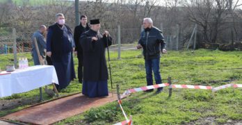 С „първа копка“ и отслужване на света божествена литургия ще започне изграждането на нова църква в с. Георги Добрево