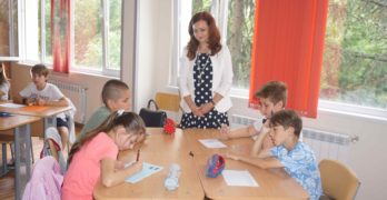 Виолета Желева, зам-областен управител: Важно е подобряването на качеството на образованието чрез въвеждането на иновативни елементи