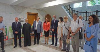 Зам.-областният управител Виолета Желева откри изложба „125 години организирано тракийско движение в България“