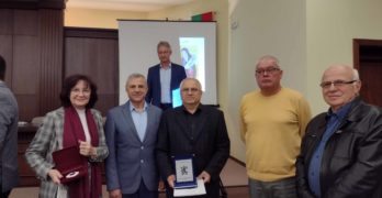 Кардиологът д-р Александра Манолова получи високото отличие „Лекар на годината 2021“