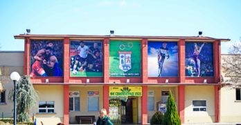 Забелязано в Свиленград: Стадионът е с обновена фасада над главния вход /снимки/
