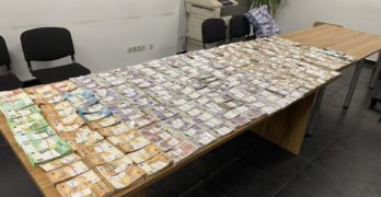 Контрабандна валута с равностойност общо над 3 млн. и 700 хиляди лева е спряна за едно денонощие на ГКПП „Капитан Андреево“
