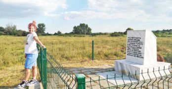 Почистиха паметника на лобното място на летеца Христо Топракчиев край Свиленград