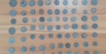 372 старинни монети „изровиха“ митническите служители на МП „Капитан Андреево”