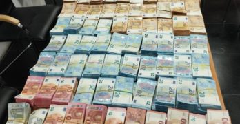 Недекларирана валута за над 1 360 000 лева откриха митническите служители на МП „Капитан Андреево”