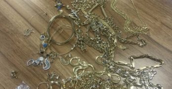 Контрабандни златни и сребърни изделия за над 40 000 лева задържаха митническите служители на МП „Капитан Андреево”