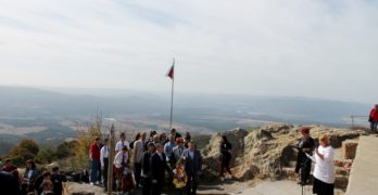 С поклонение на връх Шейновец свиленградчани отдадоха почит на своите освободители в Деня на Свиленград – 5 октомври