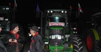 Над 300 селскостопански машини вече са на Капитан Андреево