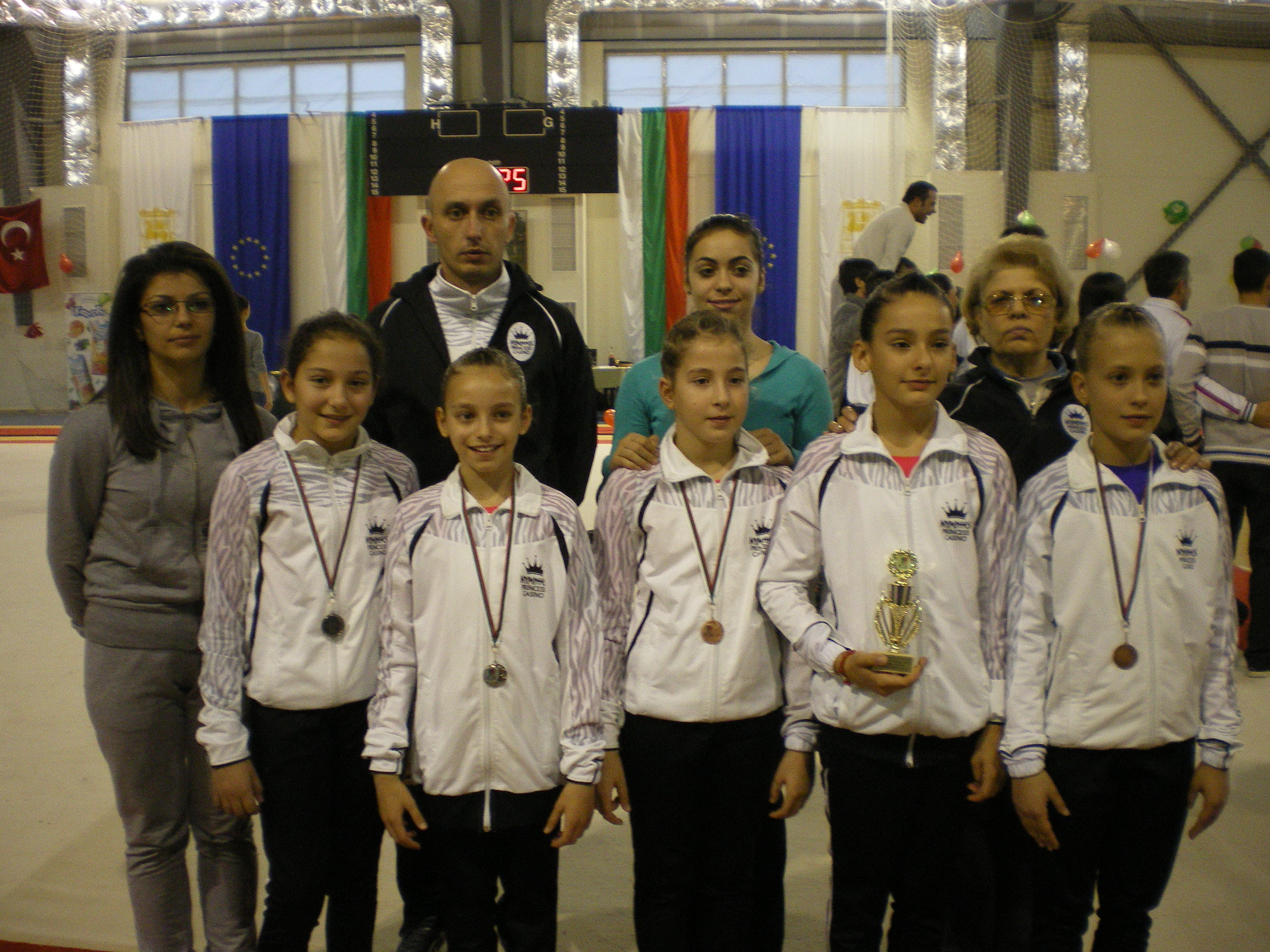 Гимнастичките с осем медала от международния турнир „Любчо Солачки“