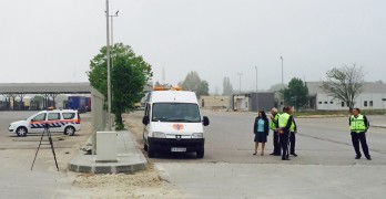 Проведе се извънредна акция на границата, ръководена от транспортния министър