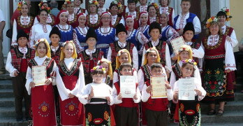 Художествените състави от село Калековец взеха голямата награда на „Песни и танци без граници