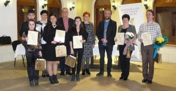Наградиха победителите в поетичния конкурс „Жената – любима и майка“