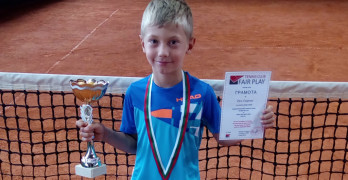 Седемгодишният тенисист Руси Георгиев спечели първата си шампионска титла