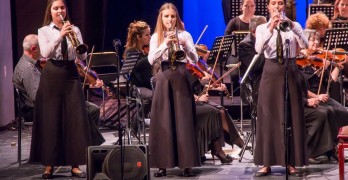 Наши тромпетисти с нови награди от конкурс, свирят под палката на италиански диригенти