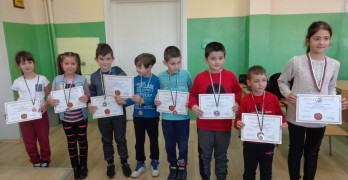Вазовци спечелиха 10 медала от международно математическо състезание