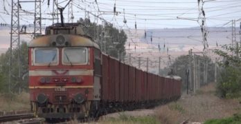 Откриха 27 бежанци във влак по направление Свиленград-София