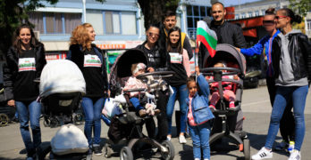 Свиленград се включи в националния протест срещу Стратегията за детето 2019-2030