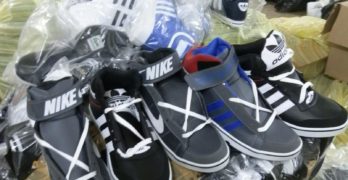 Над 11 600 текстилни изделия, спортни обувки и аксесоари с логото на известни марки задържаха митническите служители на МП „Капитан Андреево“