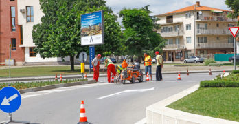 В Свиленград полагат 8 700 кв. м нова тротоарна настилка до края на годината, опресняват  уличната маркировка