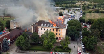 Голям пожар в „Неохим“: Гори административна сграда