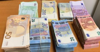 Недекларирани 70 000 евро откриха митническите служители на МП „Капитан Андреево”
