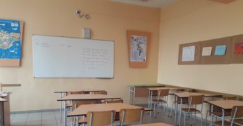 Родителите на 59 % от учениците от I до IV клас в област Хасково са дали съгласие децата им да се върнат в училище