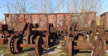 Арестуваха крадец на 36 тона метали – колооси за локомотиви