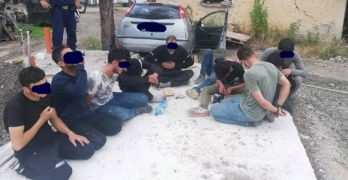 Полицаи задържаха шестима емигранти в Любимец