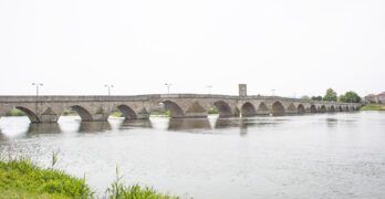 Свиленград пуска 300-метров транспарант над Марица от стария мост за 495 години от построяването му