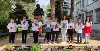 За пореден път възпитаниците на свиленградската гимназия  издигат престижа на училището с постиженията си по български език и литература, английски език и математика