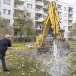 Кметът на Свиленград арх. Анастас Карчев направи първа копка на благоустрояването на кв. „Изгрев“