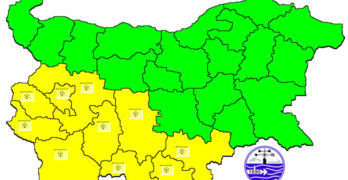 Жълт код за значителни валежи от сняг е обявен за неделя за Свиленград и още 6 общини