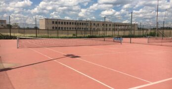 С нова функционална настилка, ще бъде обновено откритото игрище за тенис на корт, разположено до спортна зала „Марица“ в град Любимец