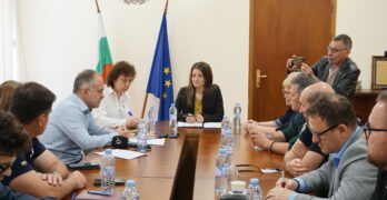 Забранява се търговията, придвижването и транспортирането на дребни преживни животни в област Хасково