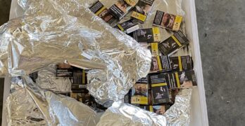 Контрабандни цигари в LED панели откриха митническите служители на МП „Капитан Андреево“