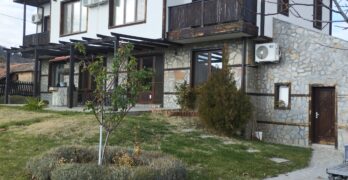НАП продава къща за гости в Мезек, община Свиленград, за малко над 1 милион лева