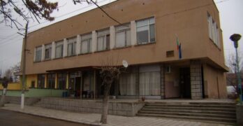 Читалището в свиленградското село Димитровче почистено от дарителска акция на студенти /допълнено с видео/