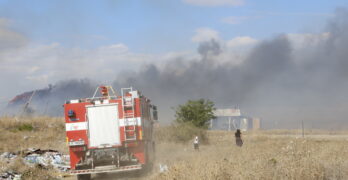 Забелязано в Свиленград: Миг от вчерашния голям пожар /малък клип/