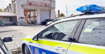 Задържани са служители на КАТ – Хасково, върви полицейска акция